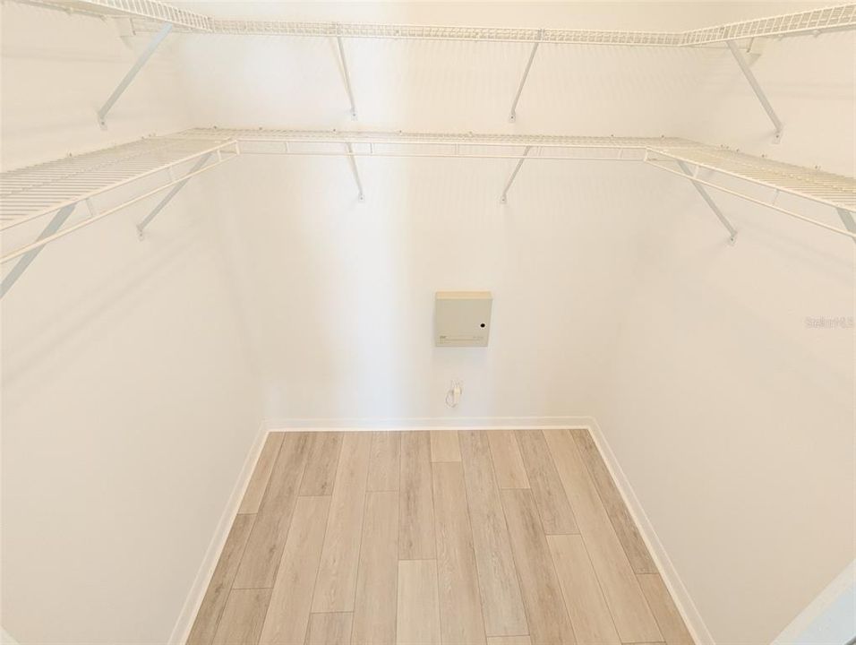 На продажу: $314,900 (2 спален, 2 ванн, 1207 Квадратных фут)