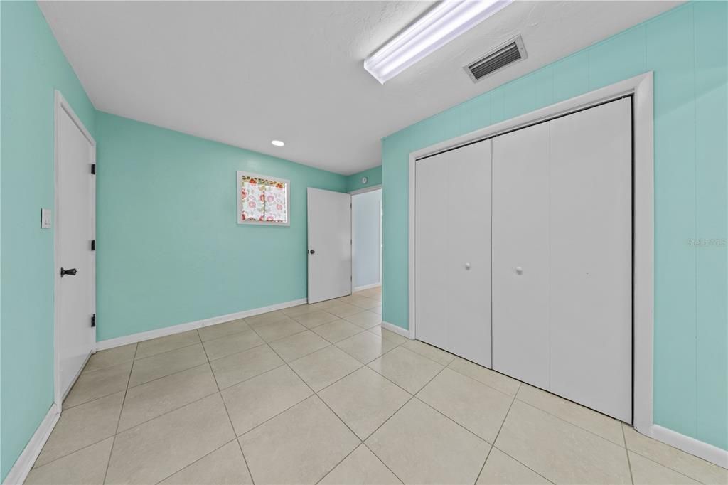 For Sale: $449,900 (3 beds, 3 baths, 2608 Square Feet)