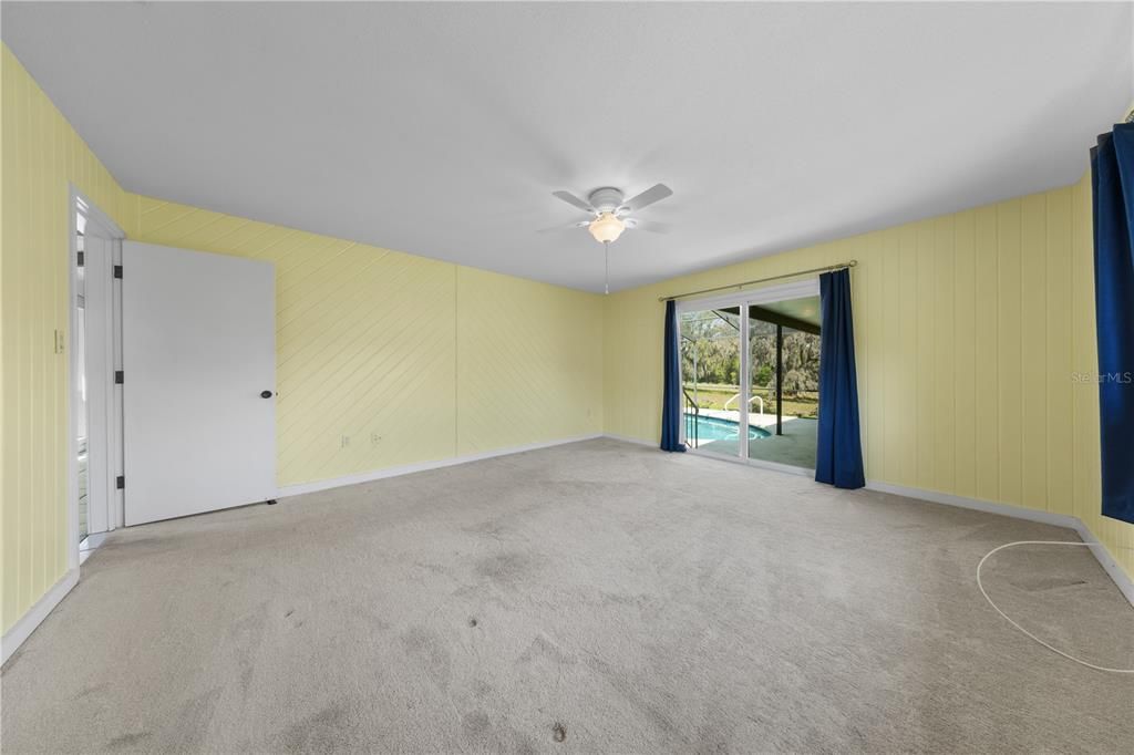 For Sale: $449,900 (3 beds, 3 baths, 2608 Square Feet)