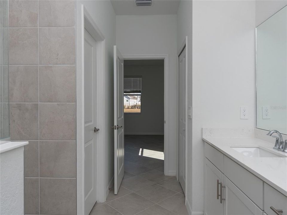 For Rent: $2,695 (3 beds, 3 baths, 1849 Square Feet)