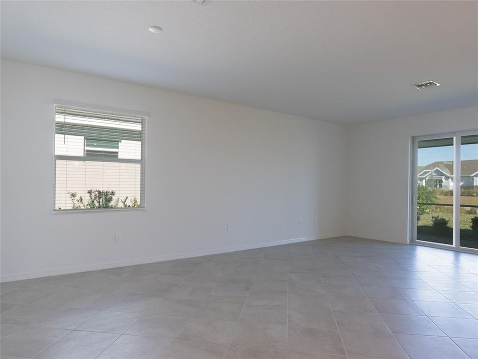 For Rent: $2,695 (3 beds, 3 baths, 1849 Square Feet)