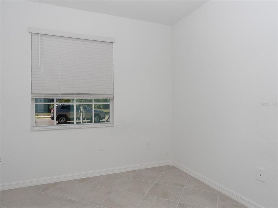 For Rent: $2,695 (3 beds, 3 baths, 1849 Square Feet)