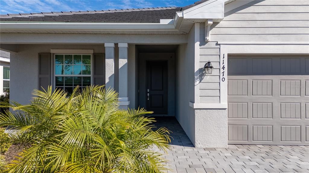 For Rent: $2,695 (3 beds, 3 baths, 1849 Square Feet)