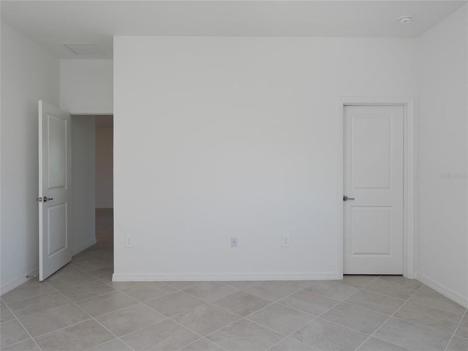 For Rent: $2,695 (3 beds, 3 baths, 1849 Square Feet)