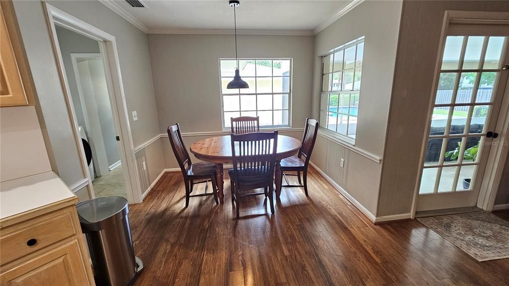For Sale: $489,000 (4 beds, 3 baths, 2921 Square Feet)