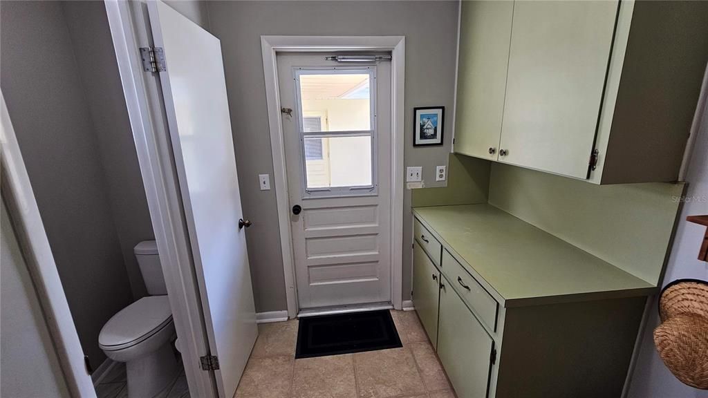 For Sale: $489,000 (4 beds, 3 baths, 2921 Square Feet)