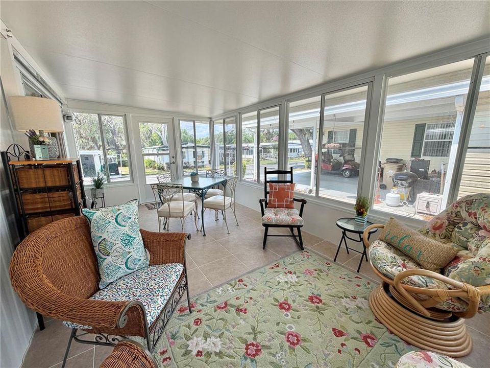 For Sale: $119,000 (2 beds, 2 baths, 1332 Square Feet)