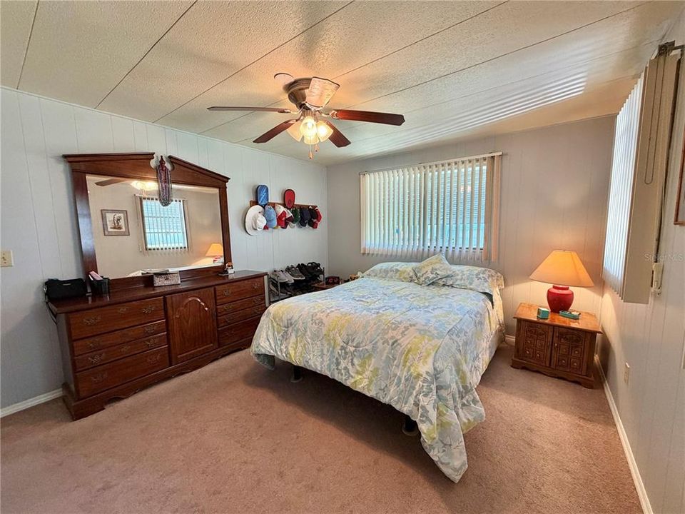 For Sale: $119,000 (2 beds, 2 baths, 1332 Square Feet)