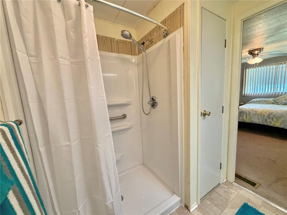 For Sale: $119,000 (2 beds, 2 baths, 1332 Square Feet)