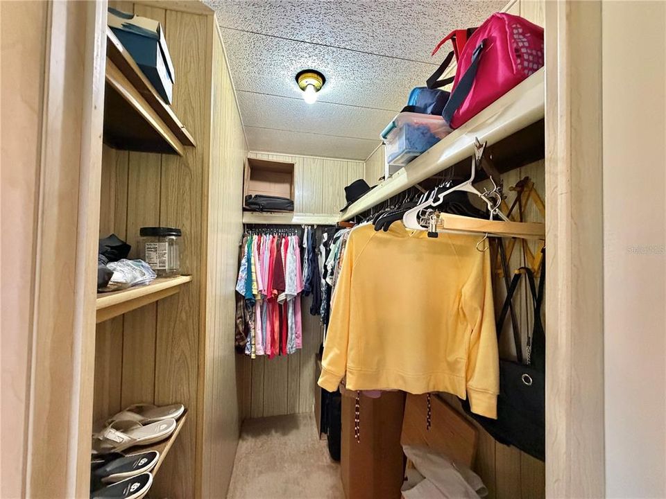 For Sale: $119,000 (2 beds, 2 baths, 1332 Square Feet)