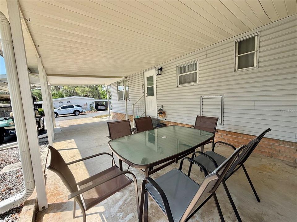 For Sale: $119,000 (2 beds, 2 baths, 1332 Square Feet)