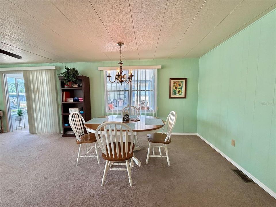 For Sale: $119,000 (2 beds, 2 baths, 1332 Square Feet)