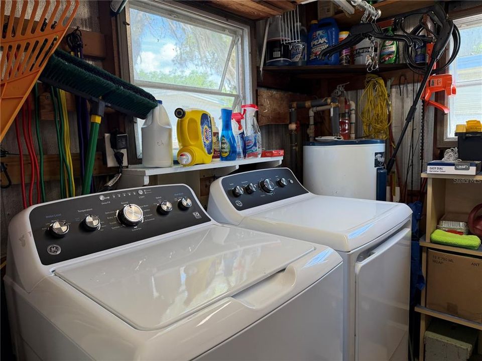 For Sale: $119,000 (2 beds, 2 baths, 1332 Square Feet)