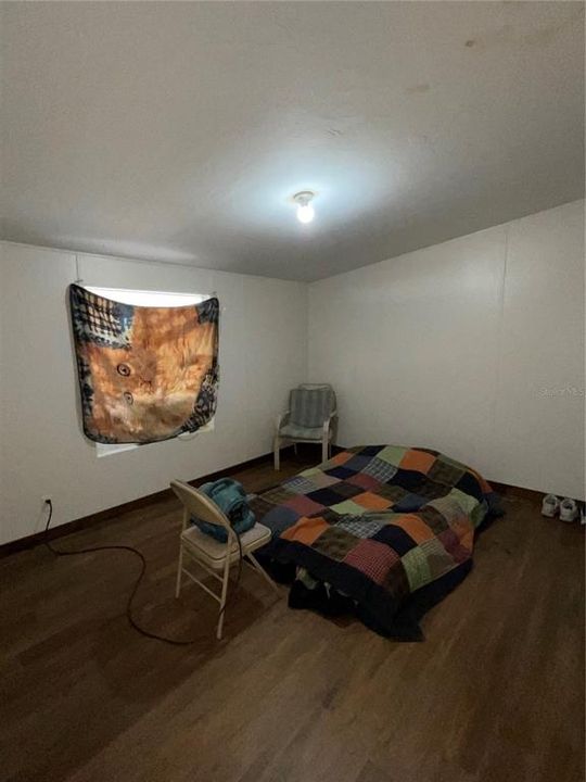 For Sale: $199,900 (3 beds, 2 baths, 1200 Square Feet)