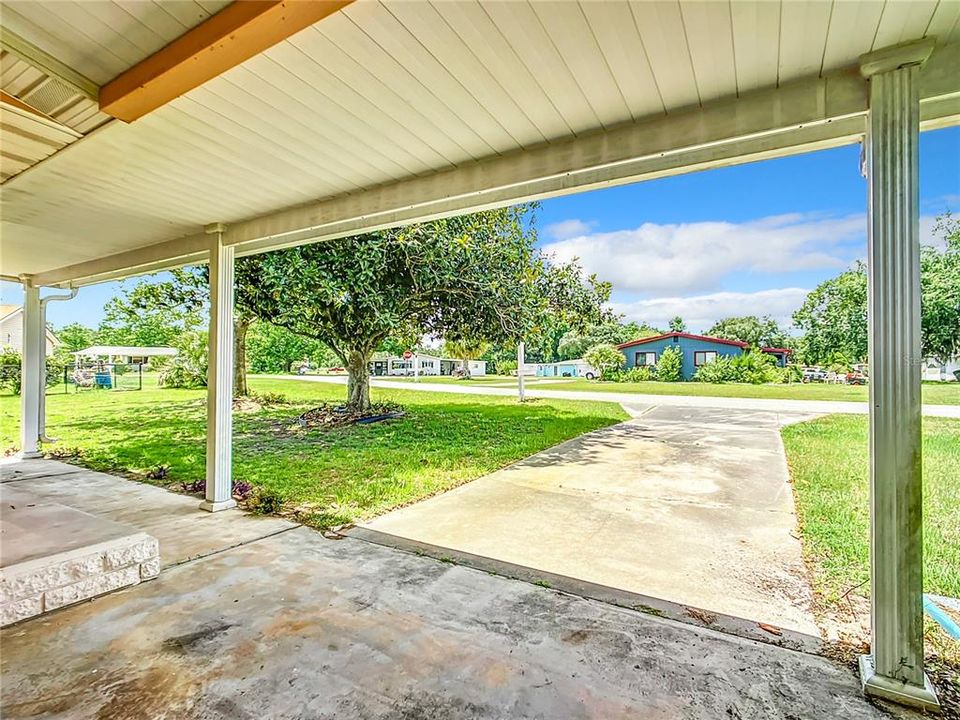 На продажу: $149,900 (2 спален, 2 ванн, 1040 Квадратных фут)