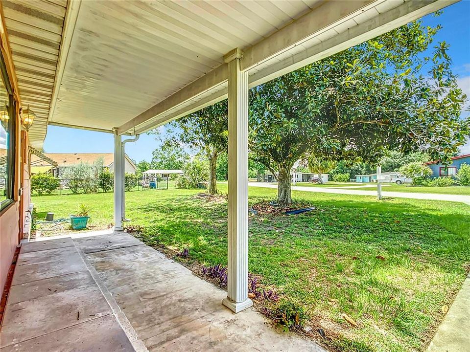 На продажу: $149,900 (2 спален, 2 ванн, 1040 Квадратных фут)