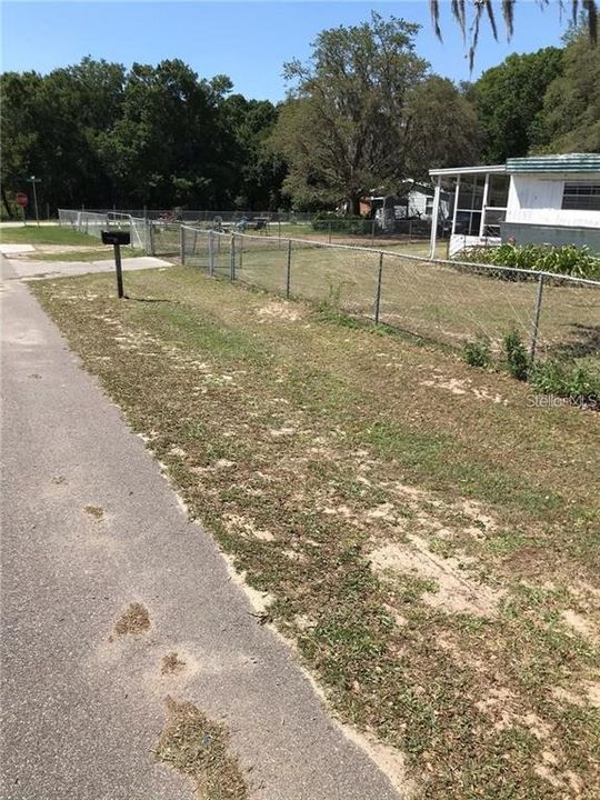 For Sale: $109,999 (2 beds, 2 baths, 732 Square Feet)