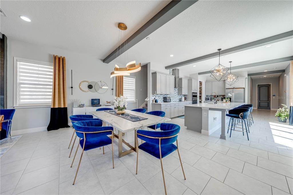 На продажу: $1,199,900 (4 спален, 3 ванн, 3817 Квадратных фут)