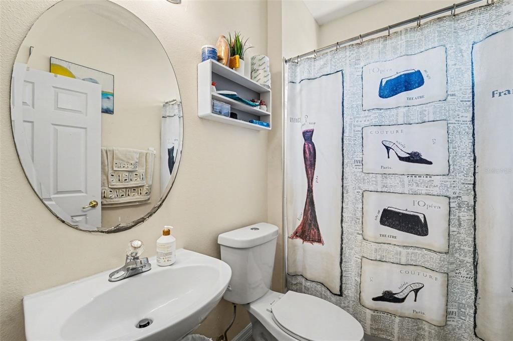 For Sale: $449,900 (3 beds, 2 baths, 2100 Square Feet)