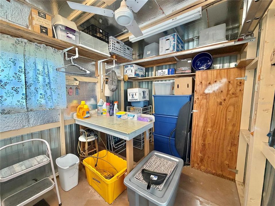 For Sale: $139,000 (2 beds, 2 baths, 1056 Square Feet)