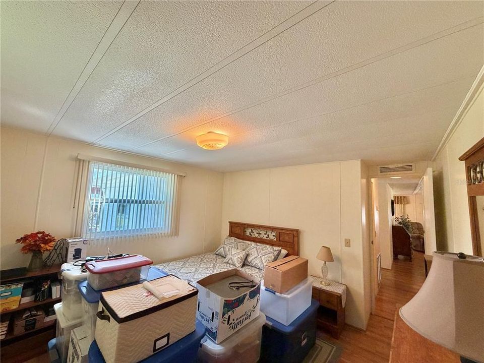 For Sale: $139,000 (2 beds, 2 baths, 1056 Square Feet)