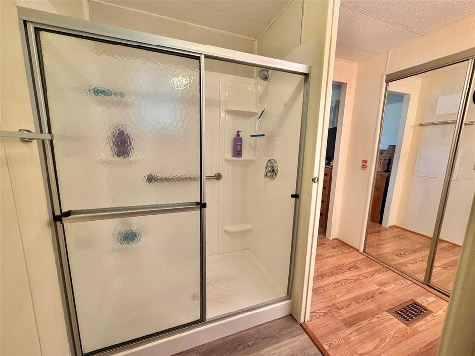 For Sale: $139,000 (2 beds, 2 baths, 1056 Square Feet)