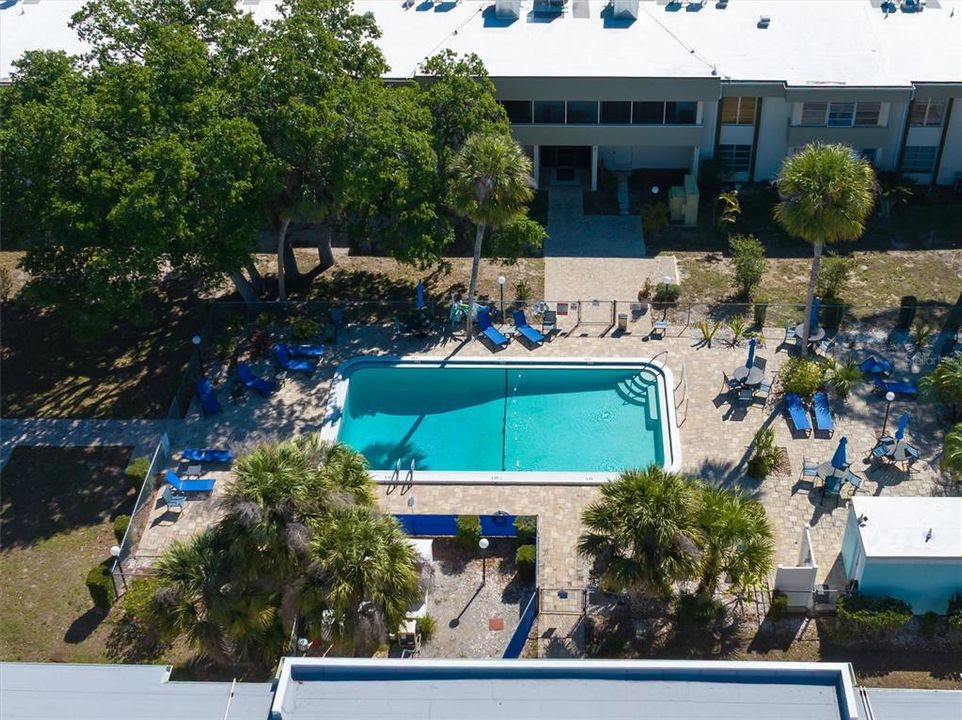 For Sale: $90,000 (2 beds, 2 baths, 919 Square Feet)