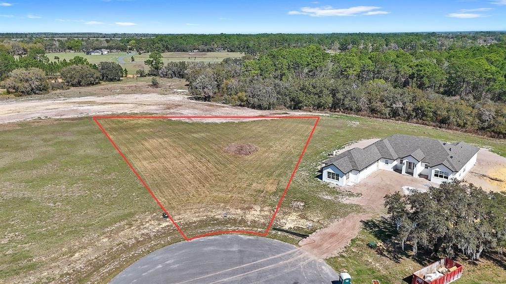 待售: $265,000 (1.03 acres)
