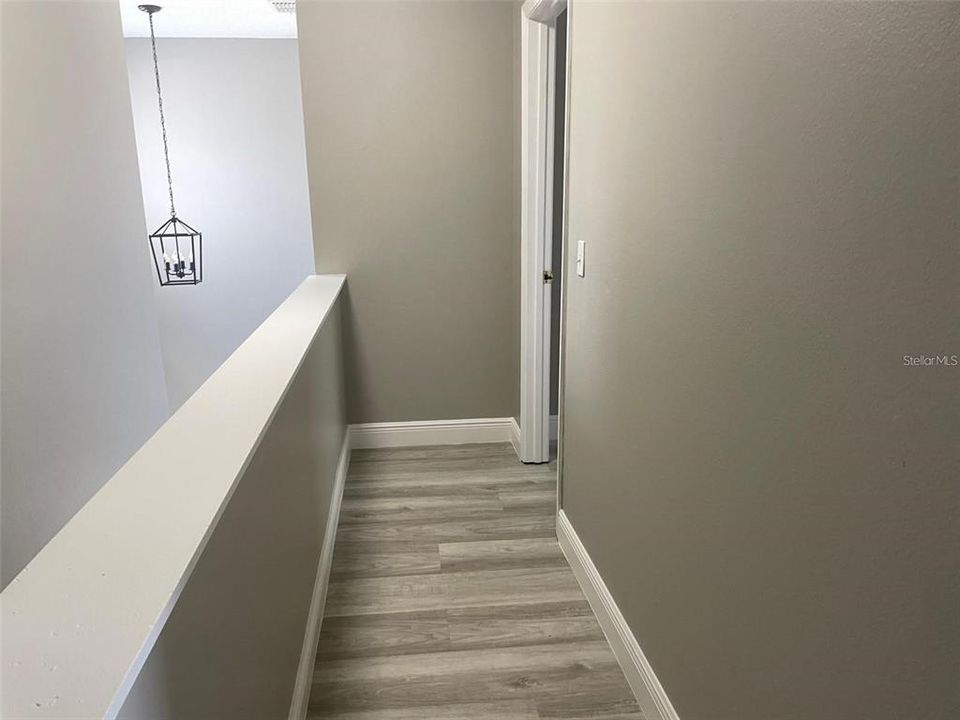 Под контрактом: $2,375 (4 спален, 2 ванн, 1803 Квадратных фут)