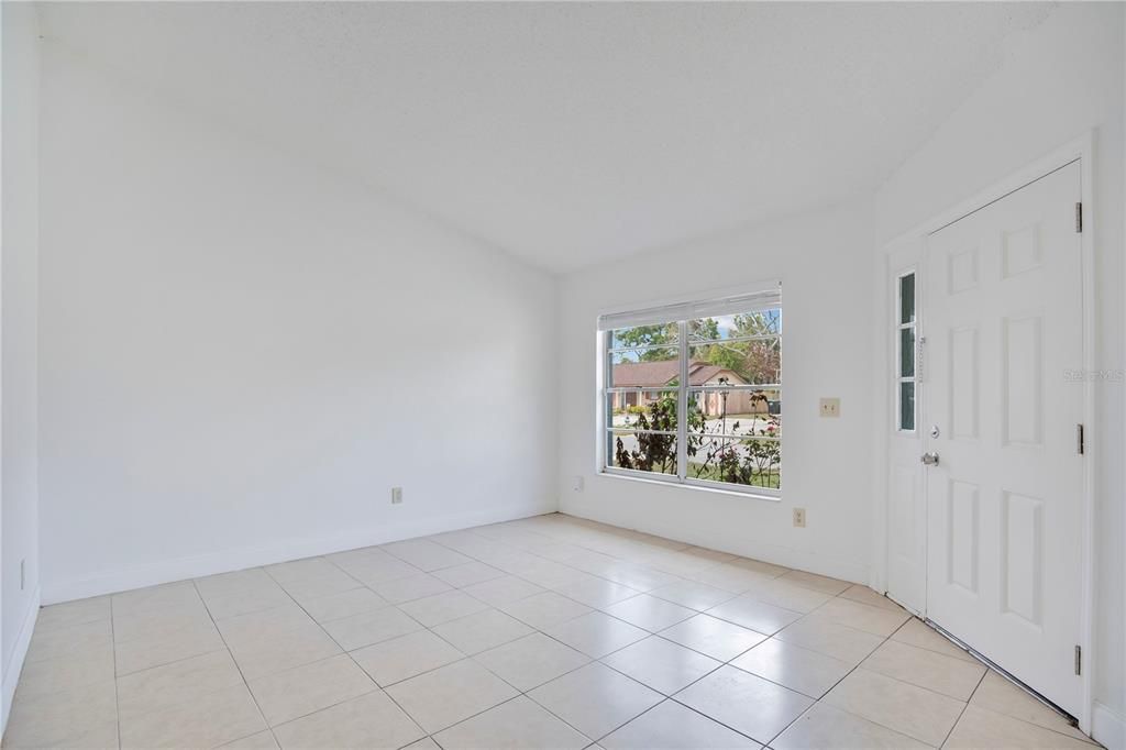 En Venta: $260,000 (2 camas, 2 baños, 1072 Pies cuadrados)