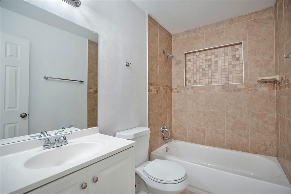 En Venta: $260,000 (2 camas, 2 baños, 1072 Pies cuadrados)