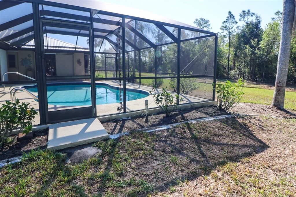 Activo con contrato: $399,000 (3 camas, 2 baños, 2031 Pies cuadrados)