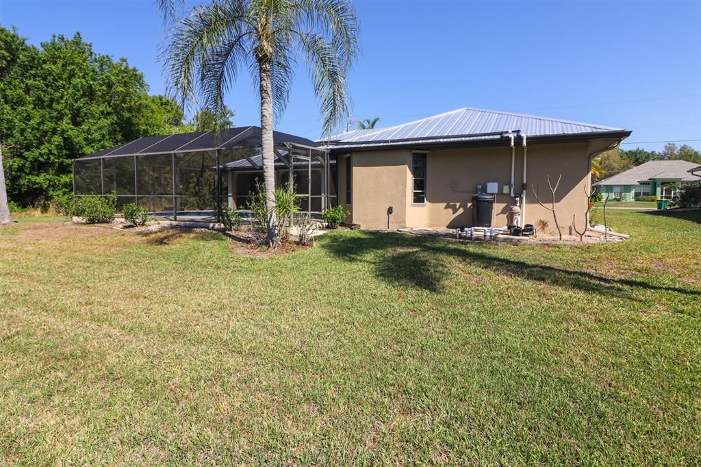 Activo con contrato: $399,000 (3 camas, 2 baños, 2031 Pies cuadrados)