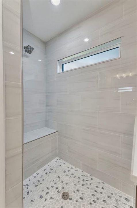 En Venta: $1,190,000 (4 camas, 3 baños, 2609 Pies cuadrados)