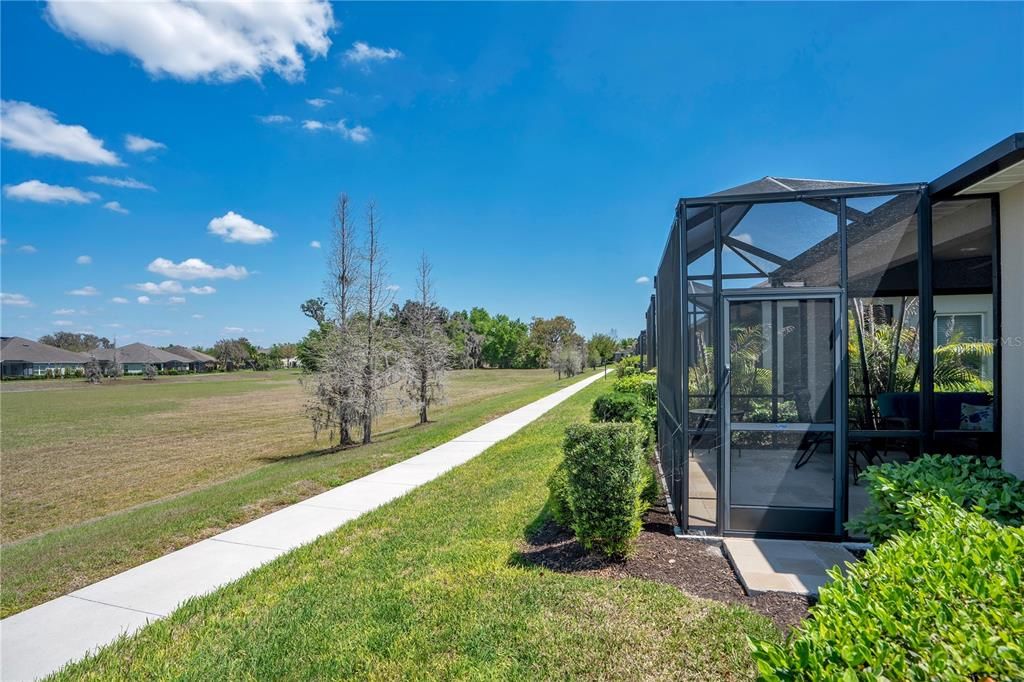 待售: $329,900 (2 贝兹, 2 浴室, 1524 平方英尺)