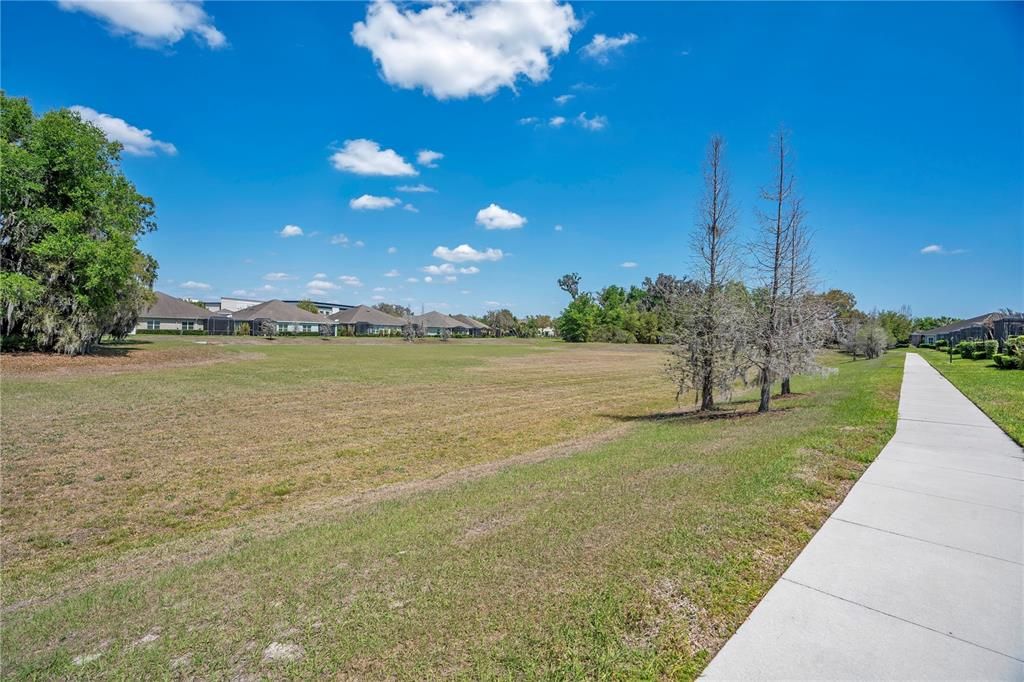 待售: $329,900 (2 贝兹, 2 浴室, 1524 平方英尺)