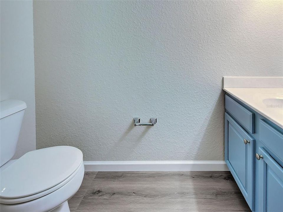 На продажу: $199,999 (2 спален, 2 ванн, 1106 Квадратных фут)