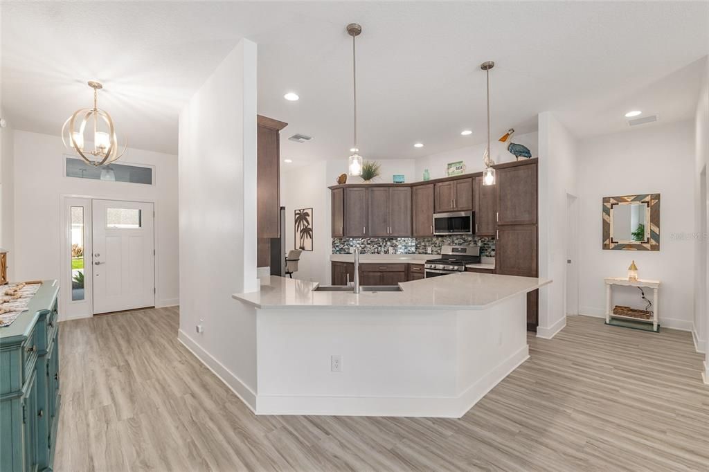 For Sale: $995,000 (3 beds, 2 baths, 1959 Square Feet)