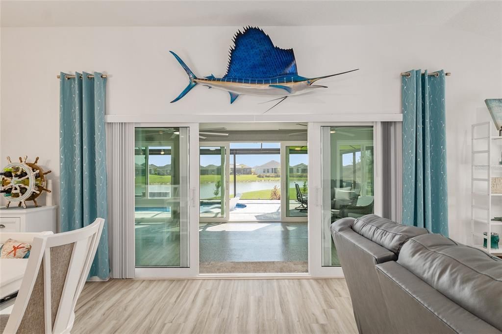 For Sale: $995,000 (3 beds, 2 baths, 1959 Square Feet)