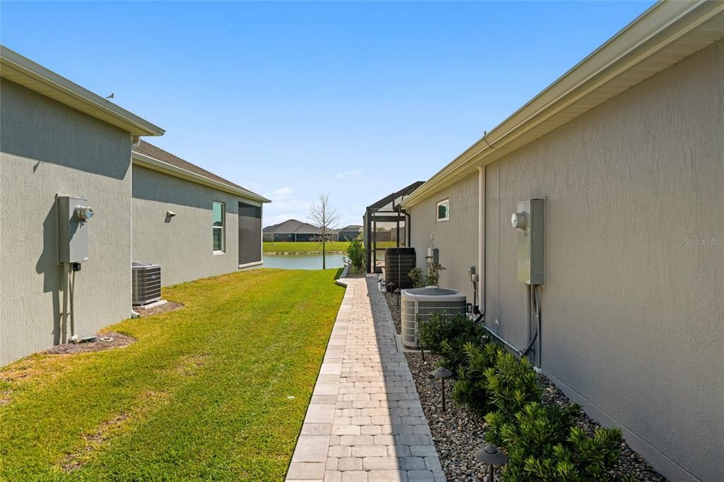 For Sale: $995,000 (3 beds, 2 baths, 1959 Square Feet)