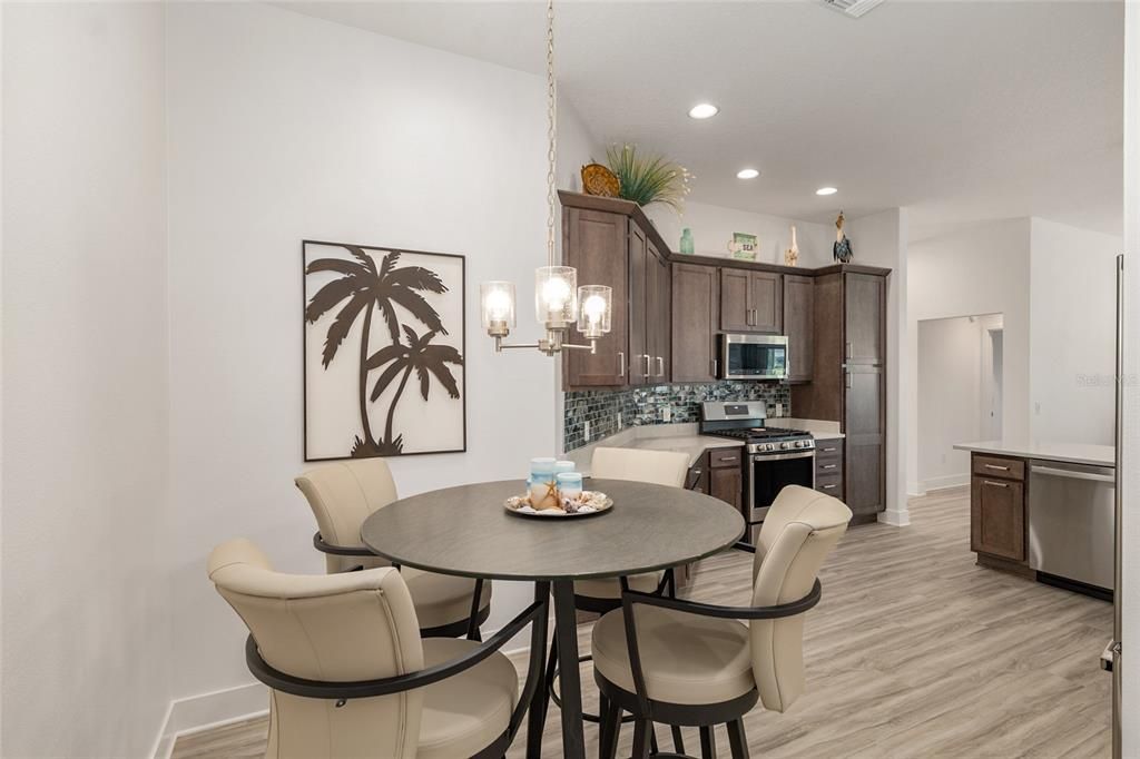 For Sale: $995,000 (3 beds, 2 baths, 1959 Square Feet)