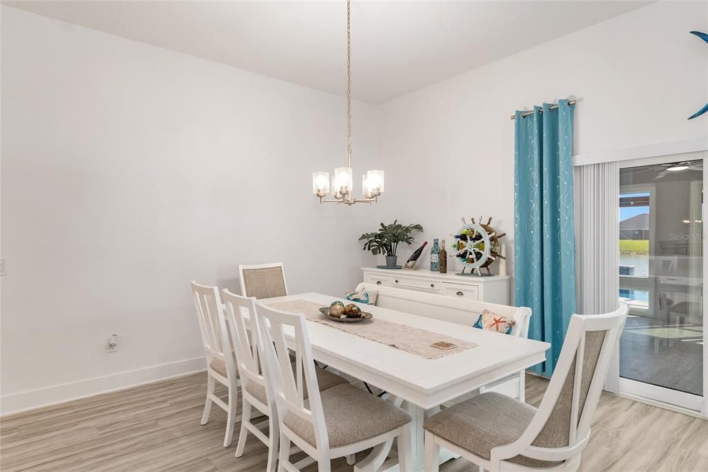 For Sale: $995,000 (3 beds, 2 baths, 1959 Square Feet)