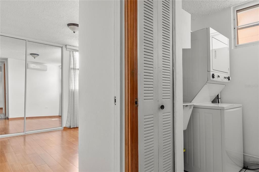 В аренду: $2,000 (3 спален, 2 ванн, 1288 Квадратных фут)