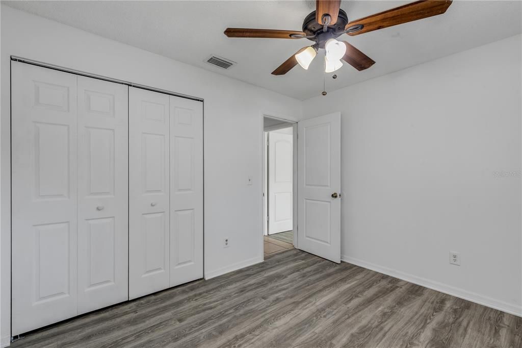 На продажу: $249,000 (3 спален, 1 ванн, 1176 Квадратных фут)