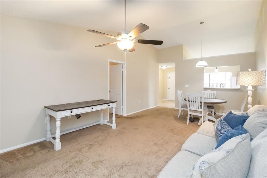 For Sale: $264,900 (3 beds, 2 baths, 1126 Square Feet)