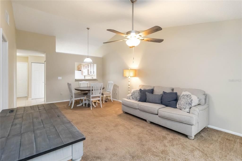 For Sale: $264,900 (3 beds, 2 baths, 1126 Square Feet)