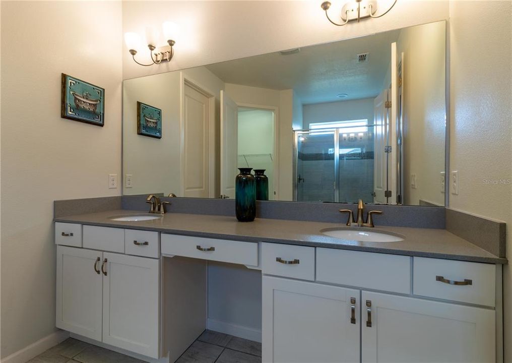For Sale: $1,550,000 (14 beds, 11 baths, 6404 Square Feet)