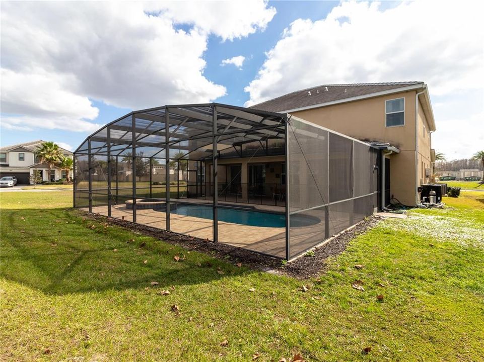 For Sale: $1,550,000 (14 beds, 11 baths, 6404 Square Feet)
