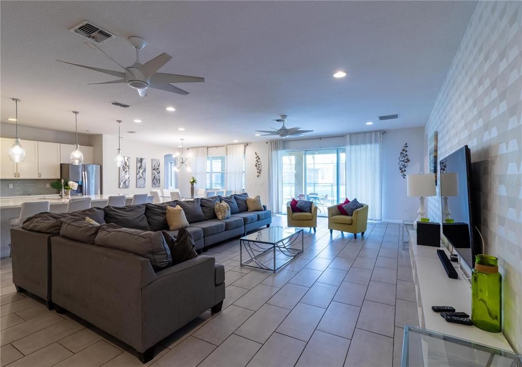 For Sale: $1,550,000 (14 beds, 11 baths, 6404 Square Feet)