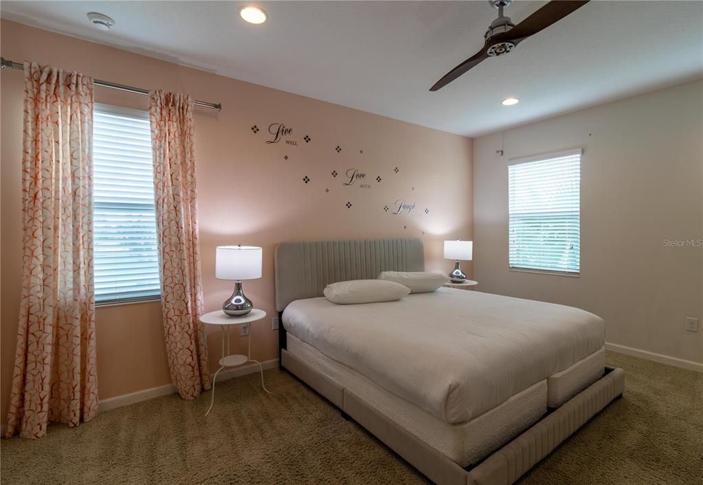 For Sale: $1,550,000 (14 beds, 11 baths, 6404 Square Feet)